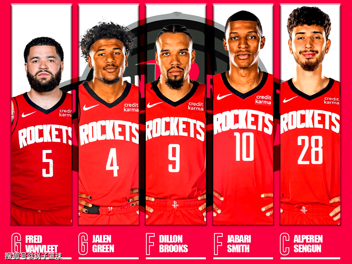 指两名裁判 指两名裁判