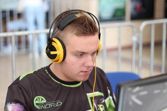 完成定点轰 完成定点轰